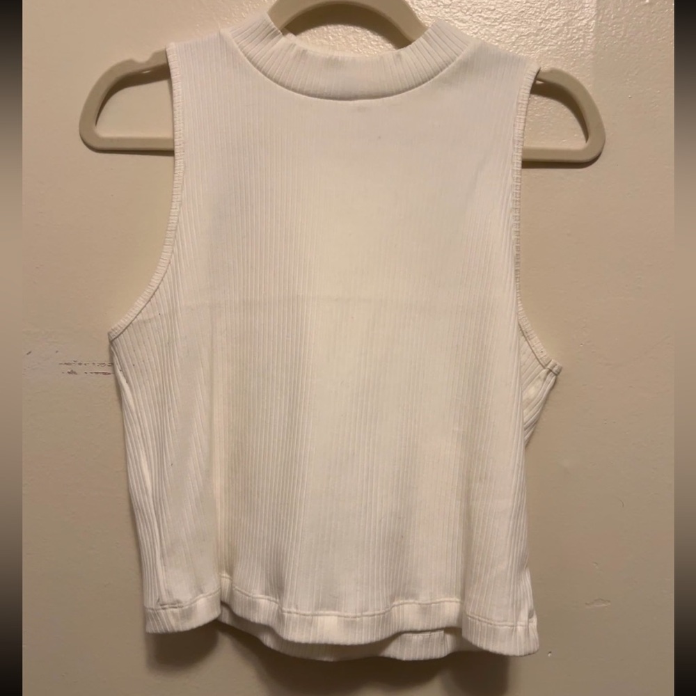 Old Navy Women's White Ribbed Tank Top